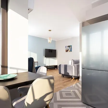 Of The Kings - Indigo Krakow