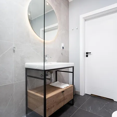 Of The Kings - Indigo * Krakow