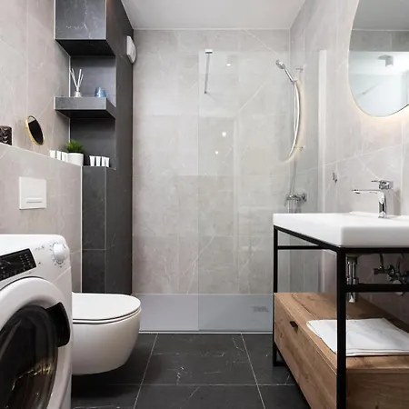 Of The Kings - Indigo Daire