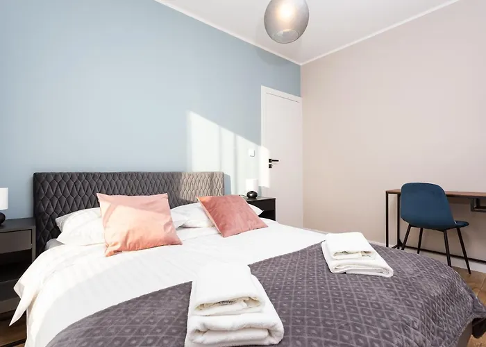 Of The Kings - Indigo *