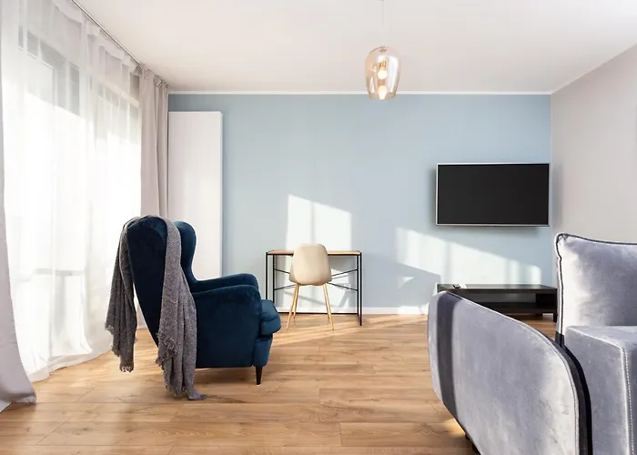 Apartment Of The Kings - Indigo