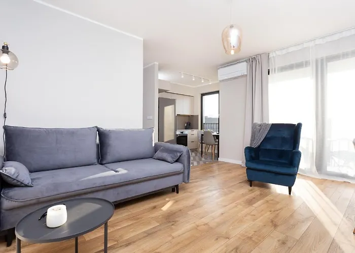 Apartment Of The Kings - Indigo *